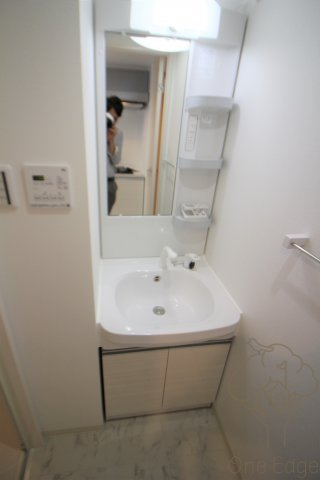 ベラジスタ塚本の独立洗面台