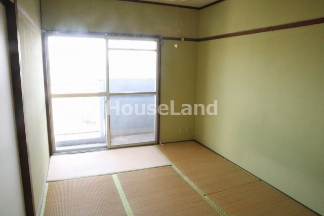 コーポサンライトの和室|和室ならではの温かな和の空間で寛ぎの時間を過ごせます