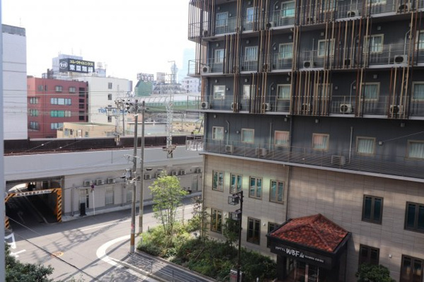 【展望】 | 【眺望】バルコニーからは通天閣、ハルカスが見えます！