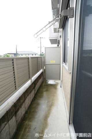 熊本市東区御領５丁目のアパートのバルコニー