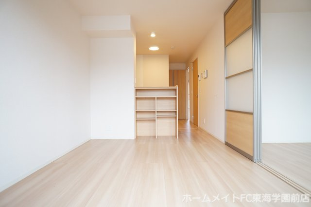 熊本市東区御領５丁目のアパートの居間・リビング