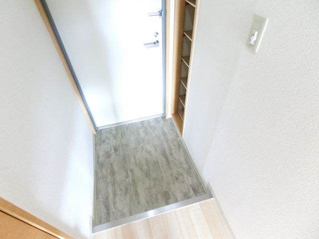 エスペラール・ミヤの玄関