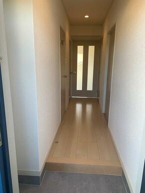 №8山一ビルの玄関|毎日通る玄関はこちらです