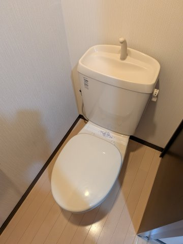 【トイレ】 | コートドール船橋 | キレイな個室空間です