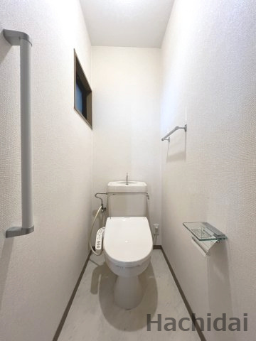 セジュール碧Cのトイレ|温水洗浄暖房便座付きです。