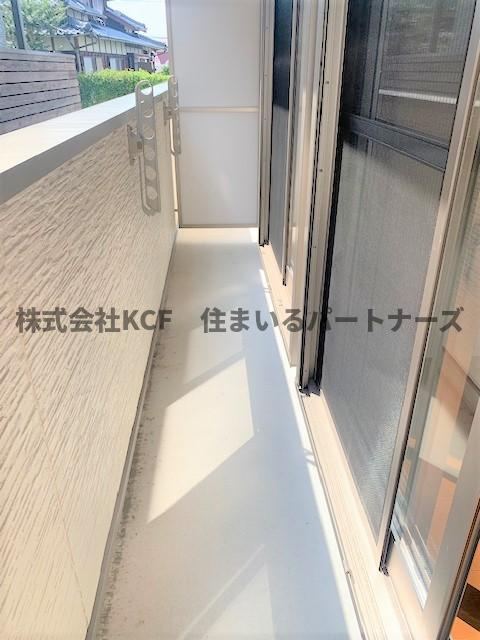 ビオス広川C棟のバルコニー|暖かな日差しのふりそそぐバルコニー