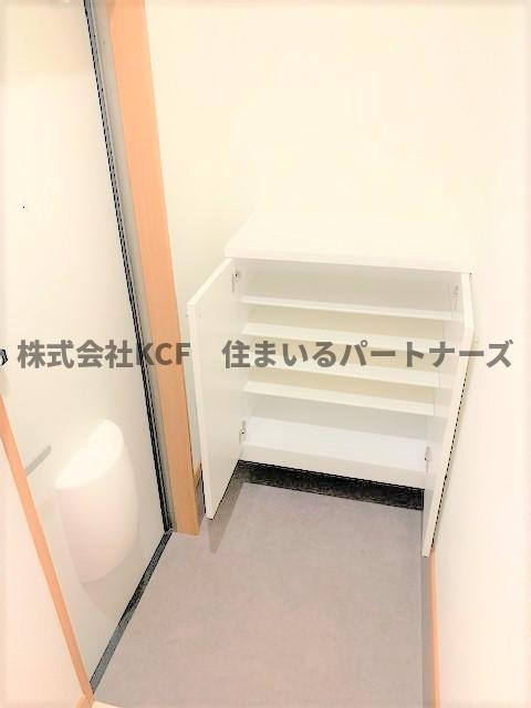 ビオス広川C棟の玄関|ゆったりとした玄関です