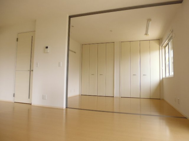倉敷市児島小川４丁目のアパートの洋室