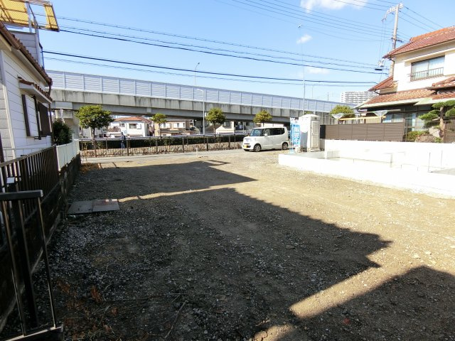 明石市朝霧南町　土地の前面道路含む現地写真|南東境界付近から撮影　整形地です