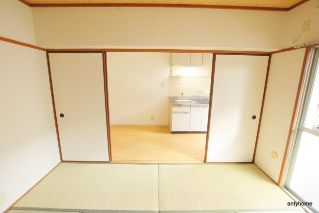 樋口マンション　仲介手数料無料の居間・リビング