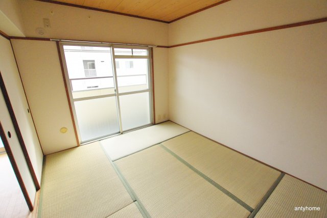 樋口マンション　仲介手数料無料の居間・リビング