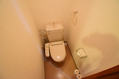 【トイレ】 | エスティライフ梅田新道 | シンプルで使いやすいトイレです