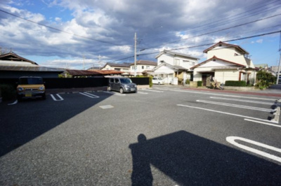 【駐車場】 | シャン・ド・フルール