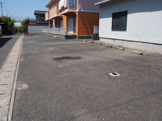 【駐車場】