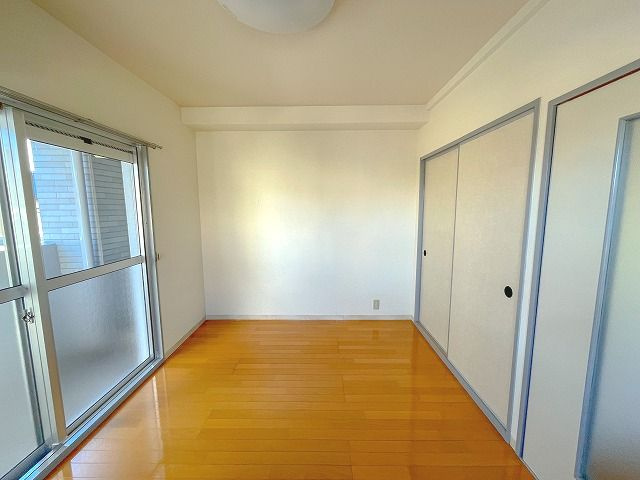 レジデンス司の洋室|明るい洋室です