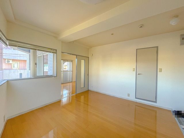 レジデンス司の居間・リビング|居間です