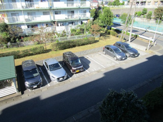 【駐車場】