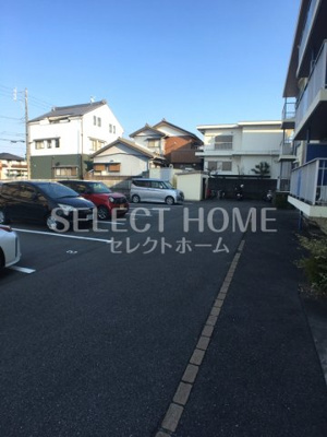 【駐車場】 | Ｍａｉｓｏｎ　Ａｚｕｒ | 駐車場があります