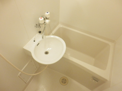 【浴室】 | レオパレススリーエース