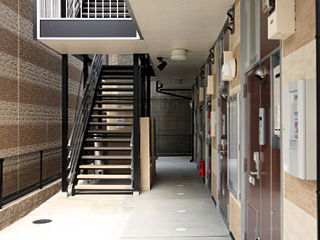 【エントランス】 | レオパレスヴァーグ難波