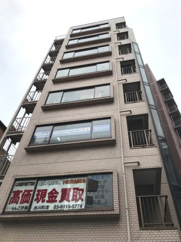 フロンティア氷川の外観