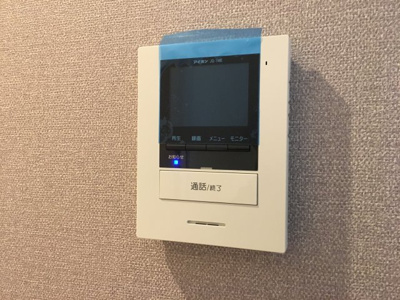 【セキュリティ】 | ザ カルムスペース ササヤマ1 | モニター付インターホンで来訪者を確認でき安心です♪