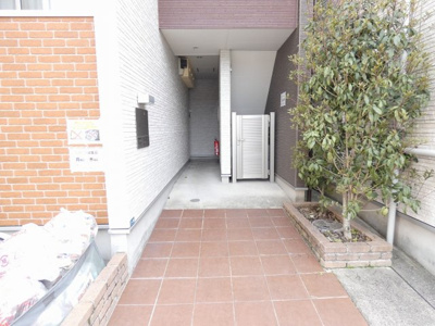 【エントランス】 | HAL FLATS