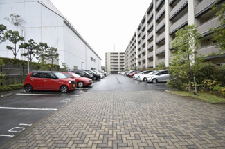 【駐車場】 | 平置き駐車場です。