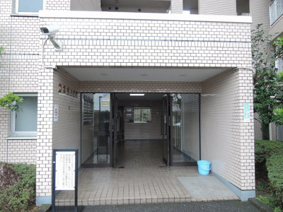 【エントランス】 | コスモ上永谷 | エントランス部分です。