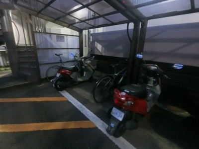 【その他共用部分】 | グリーンヒルズ横浜C棟 | バイク置場です。