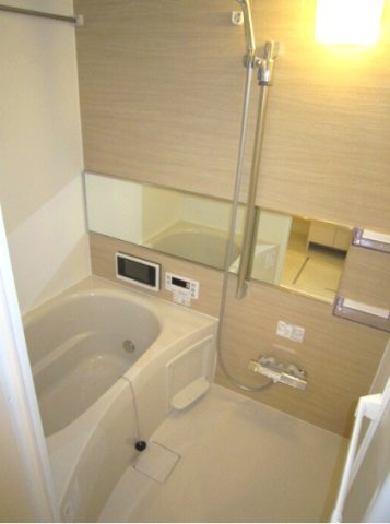 熊本市中央区本荘５丁目のアパートの浴室