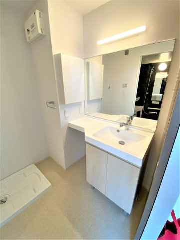 フローラの独立洗面台