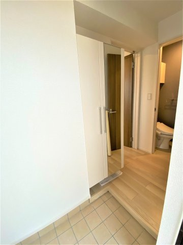 フローラの玄関