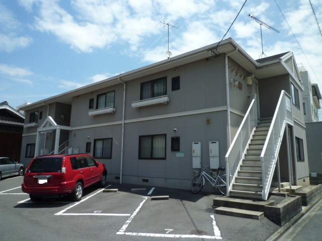 倉敷市美和２丁目のアパートの外観