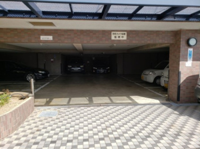 【駐車場】 | ベラヴィスタ垂水 | 敷地内駐車場☆神戸市垂水区　ベラヴィスタ垂水　賃貸☆