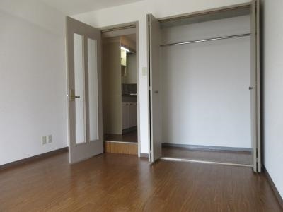セントポーリア丸太町の子供部屋|洋室