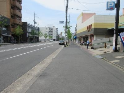 セントポーリア丸太町の周辺|前面道路