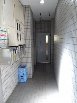 【エントランス】 | AokiビルⅡ | AokiビルⅡ　共用部分には防犯カメラが設置されています。