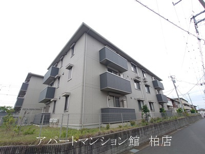 クラレット　A棟
