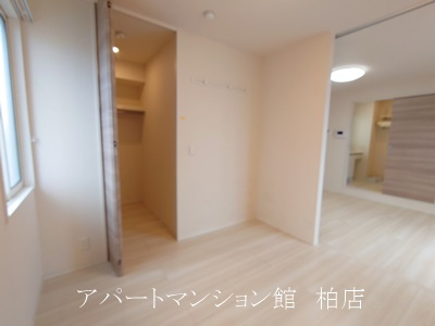 クラレット　A棟の独立洗面台