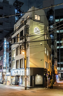 【外観】 | 24時間利用可能、全館禁煙です。