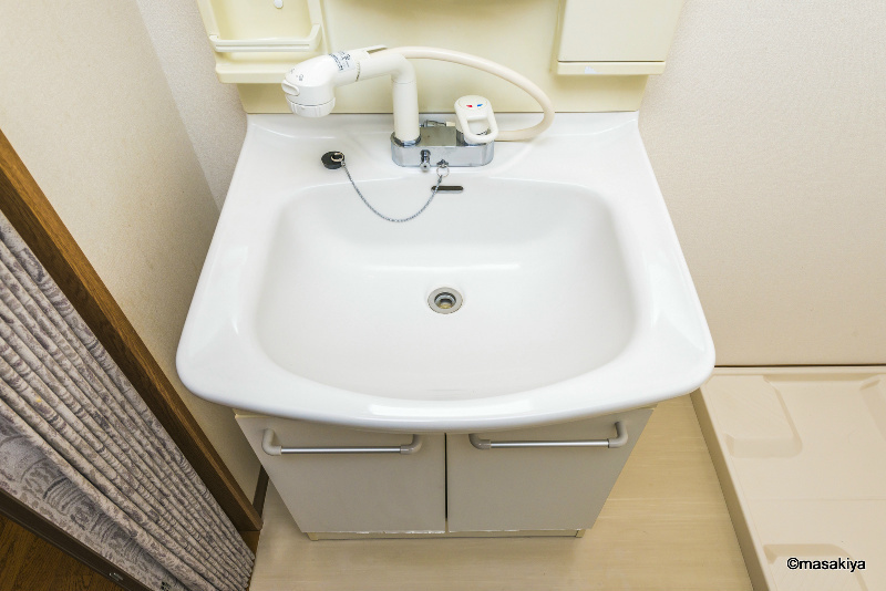 ドミトリー平林の洗面所|洗面・脱衣　シャンプードレッサー付き。