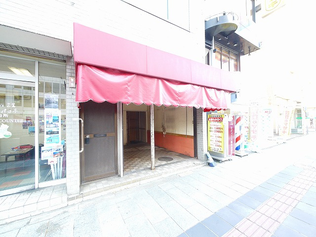 曽根店舗の外観