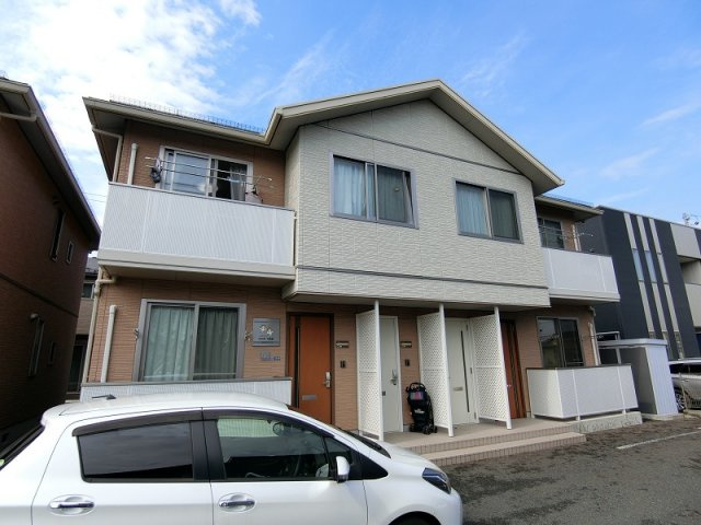 ラ・ペルラ下北沢