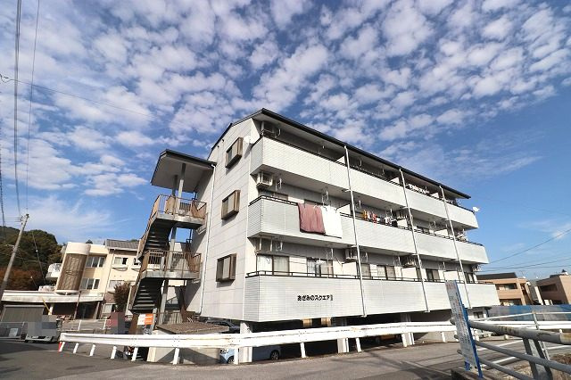 あざみのスクエアIIの外観|きれいな外観です