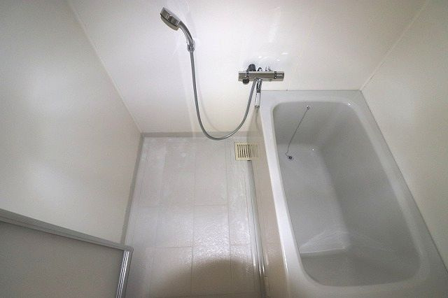 あざみのスクエアIIの浴室|コンパクトで使いやすいお風呂です