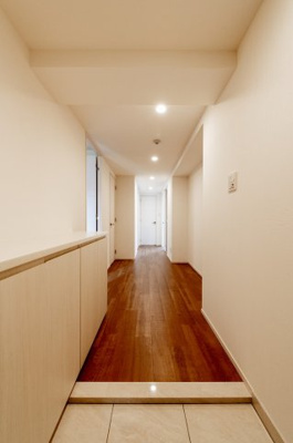 【玄関】 | ＲＥＳＩＤＥＮＣＥ　ＫＩＫＵＺＡＫＡ