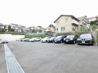 【駐車場】 | 平置駐車場です。