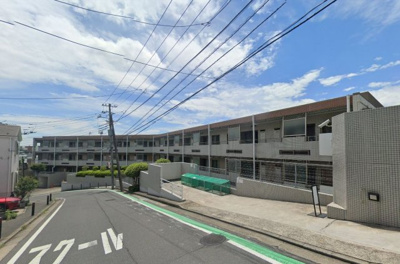 【外観】 | ダイアパレス清水ヶ丘スウィートガーデン | 総戸数75戸、平成9年9月築のマンションです。
専有面積66.12平米、3LDKのリフォーム中のお部屋となります。