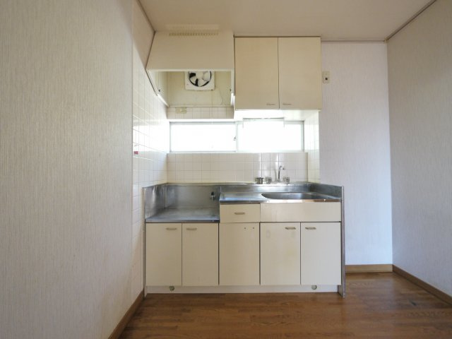 フラワーハイツのキッチン|２口コンロ設置可能です